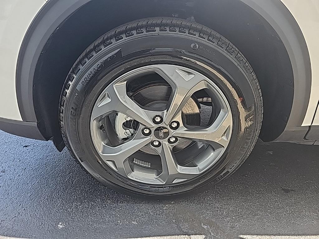 new 2025 Ford Escape car, priced at $29,850