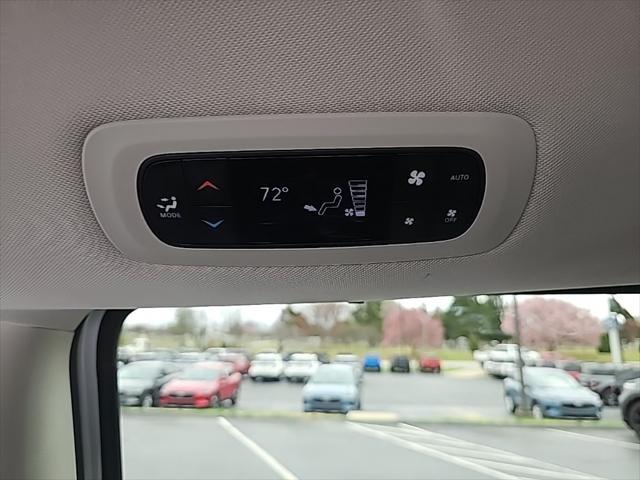 used 2024 Chrysler Pacifica car, priced at $31,998