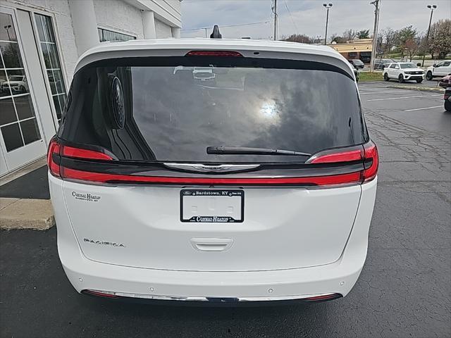 used 2024 Chrysler Pacifica car, priced at $31,998