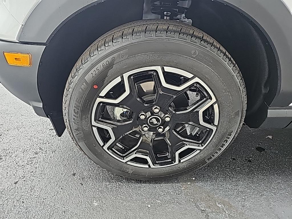 new 2025 Ford Bronco Sport car, priced at $35,514