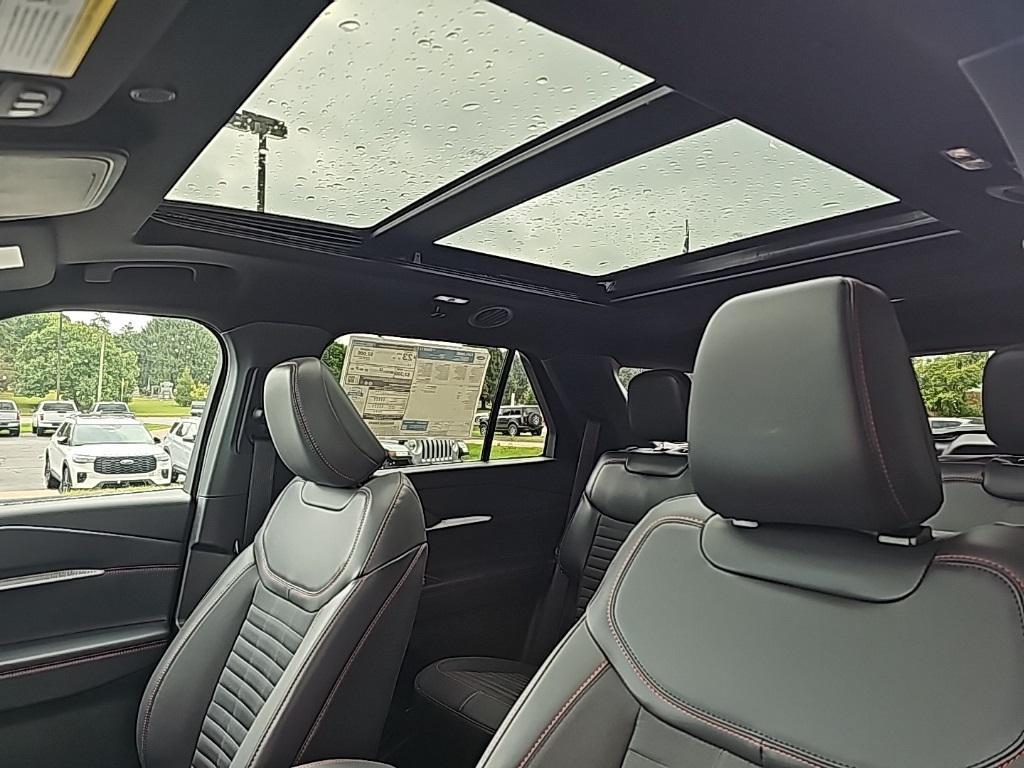 new 2025 Ford Explorer car, priced at $48,496
