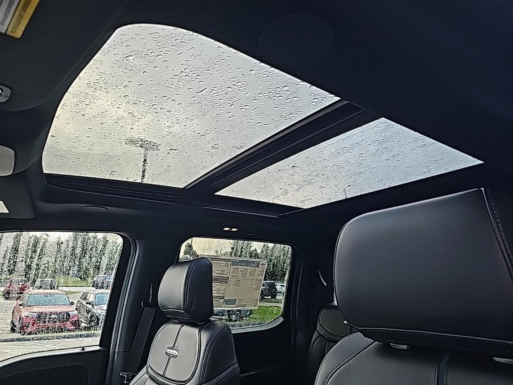 new 2025 Ford F-150 car, priced at $77,637