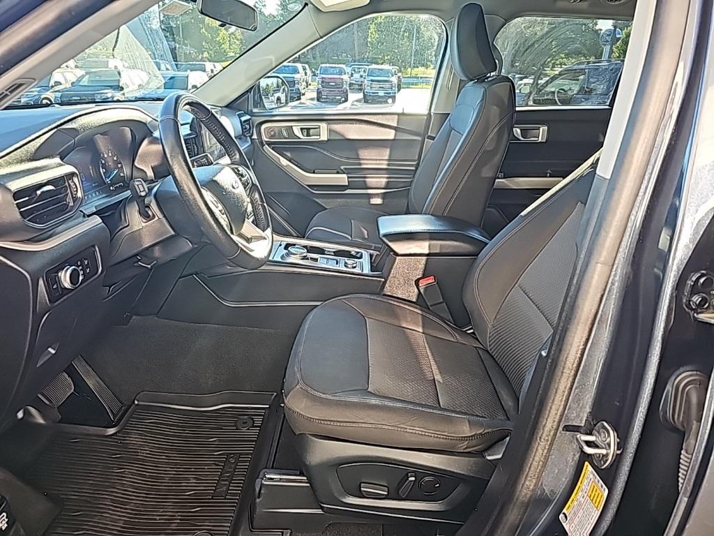 used 2023 Ford Explorer car, priced at $29,998