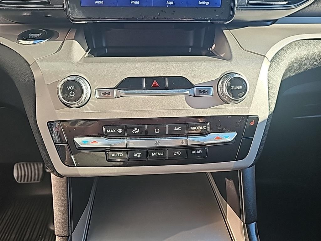 used 2023 Ford Explorer car, priced at $29,998