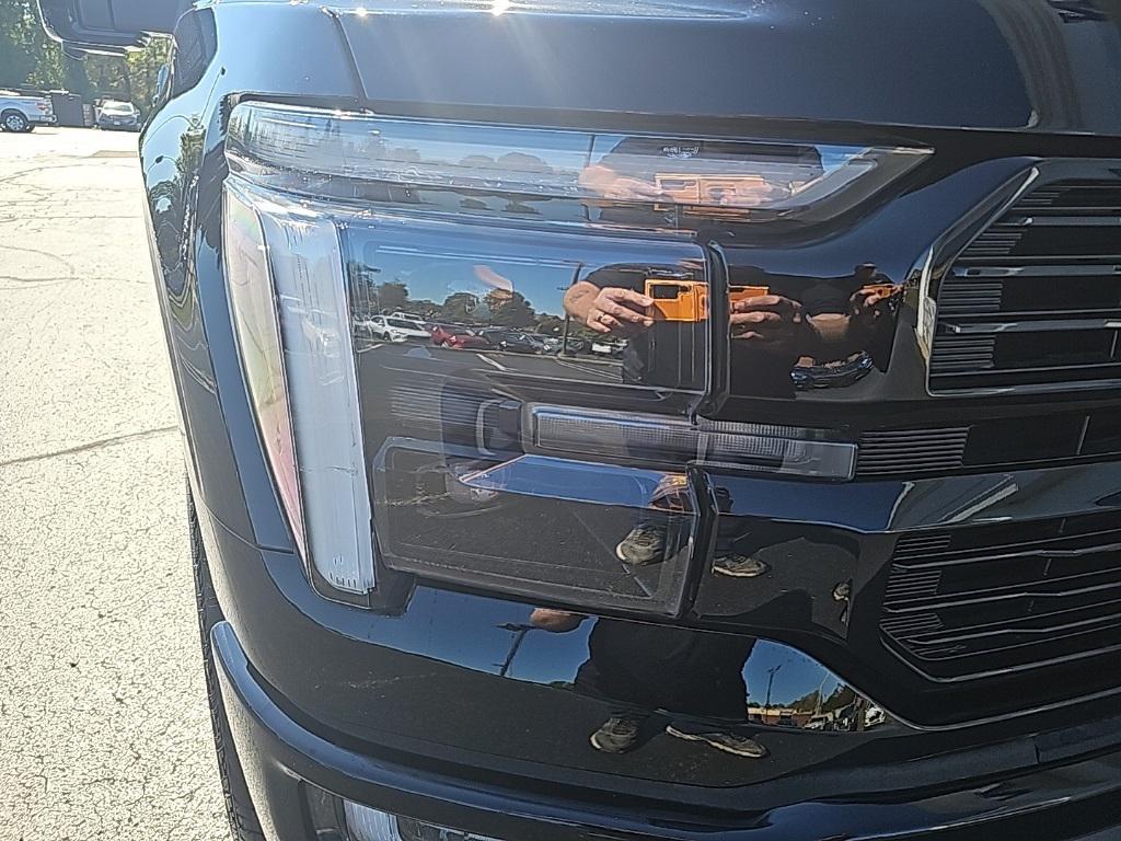 new 2025 Ford F-150 car, priced at $75,712