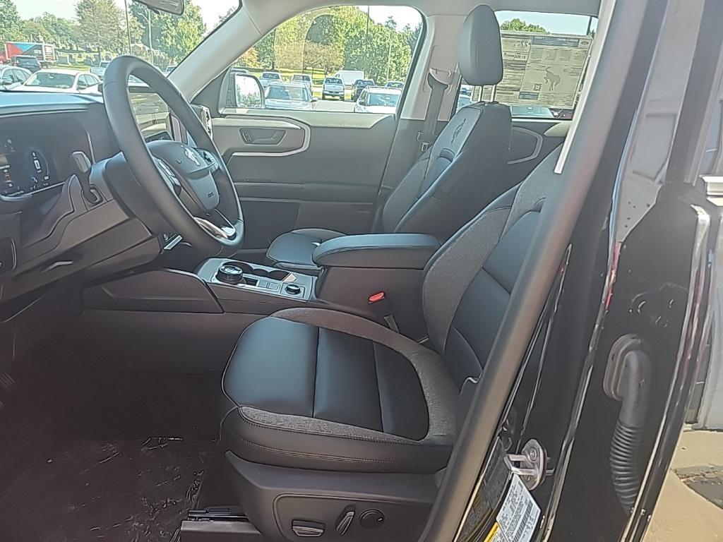 new 2025 Ford Bronco Sport car, priced at $31,836