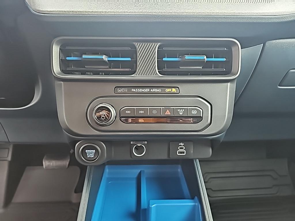 new 2025 Ford Maverick car, priced at $31,610