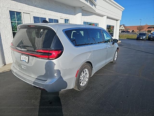 used 2024 Chrysler Pacifica car, priced at $32,998