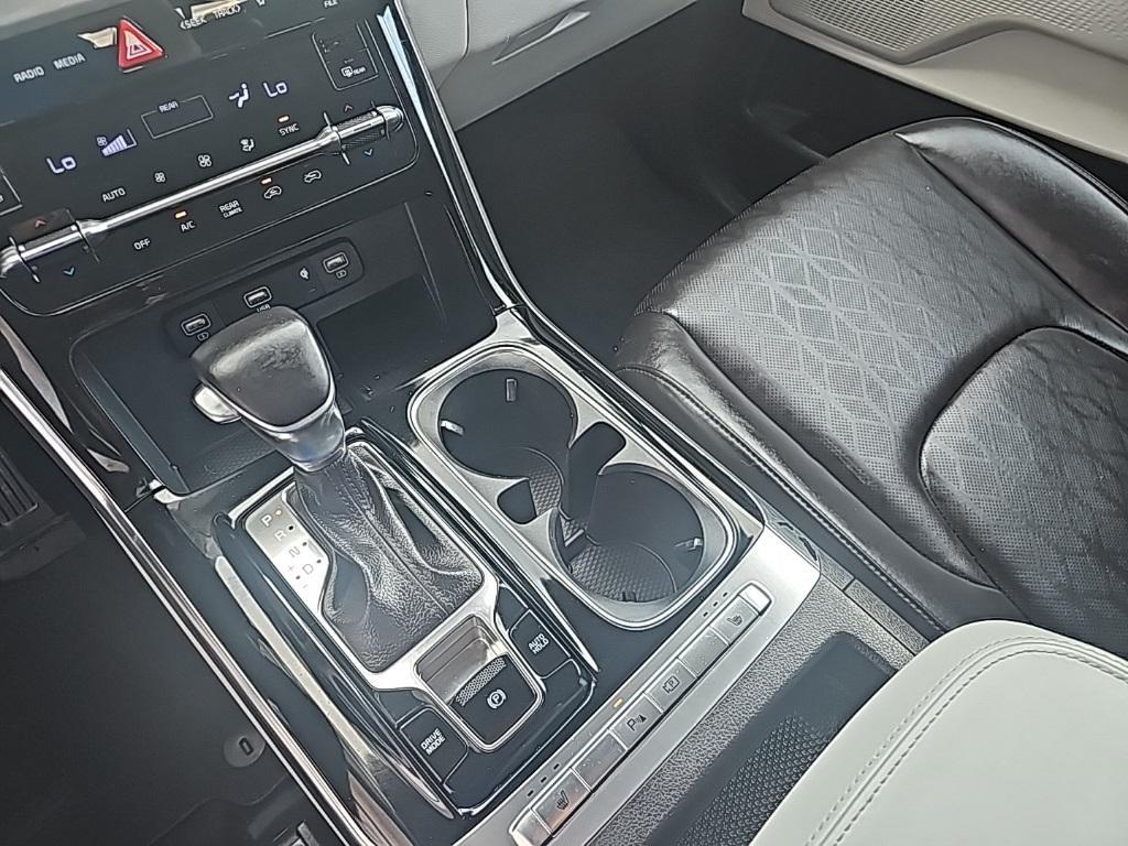 used 2024 Kia Carnival car, priced at $34,988