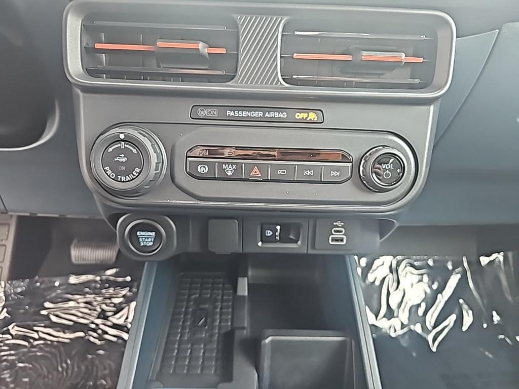 new 2025 Ford Maverick car, priced at $36,722