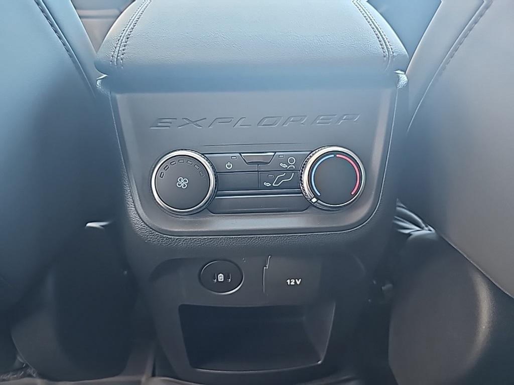 new 2025 Ford Explorer car, priced at $44,068