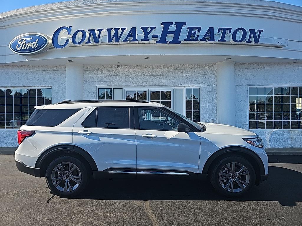 new 2025 Ford Explorer car, priced at $44,068
