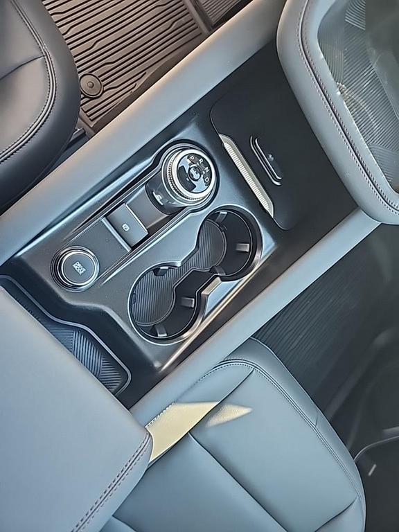 new 2025 Ford Explorer car, priced at $44,068