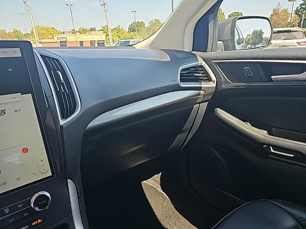 used 2024 Ford Edge car, priced at $24,403