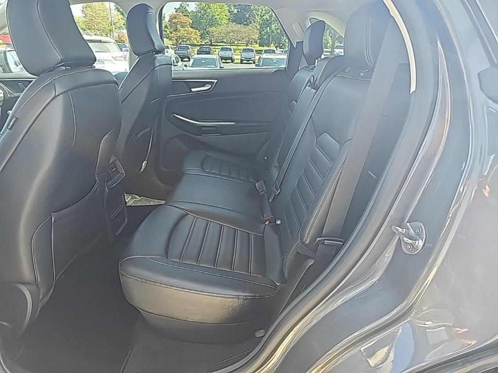 used 2024 Ford Edge car, priced at $24,403