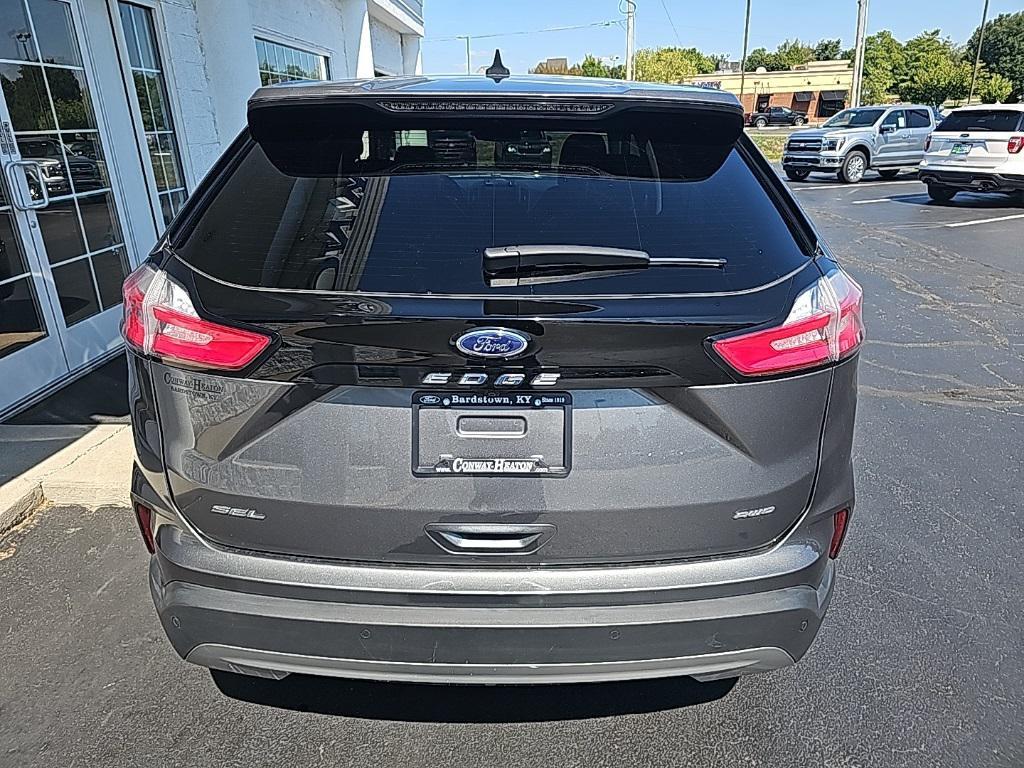 used 2024 Ford Edge car, priced at $24,403