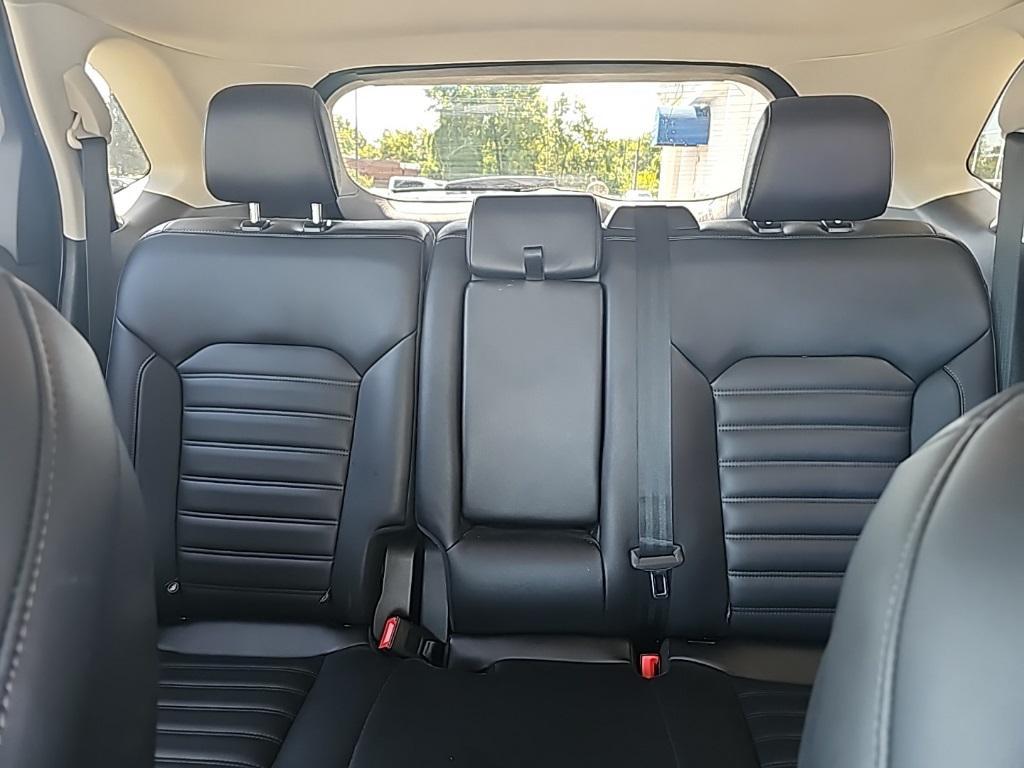 used 2024 Ford Edge car, priced at $24,403