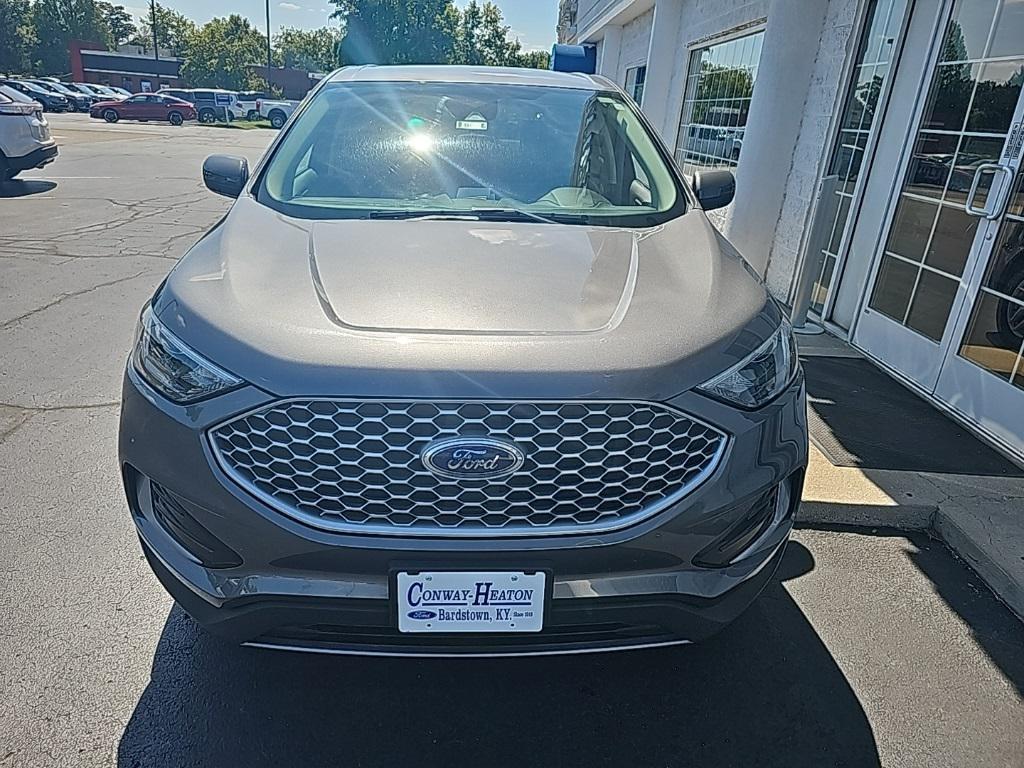 used 2024 Ford Edge car, priced at $24,403