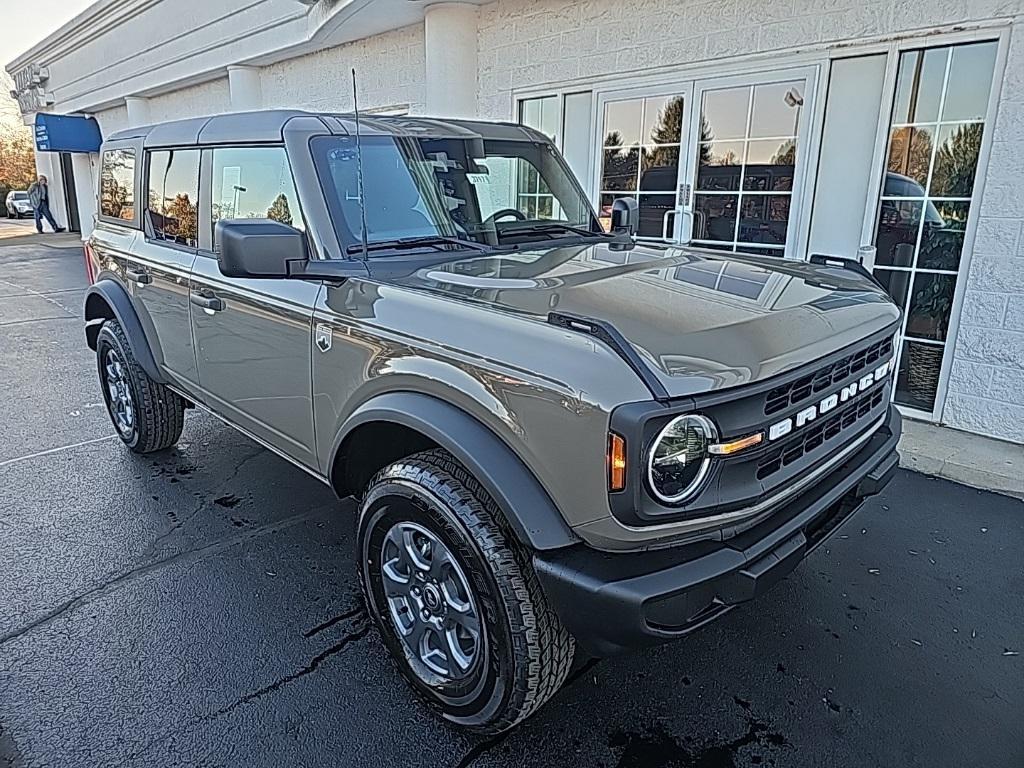 new 2025 Ford Bronco car, priced at $43,119
