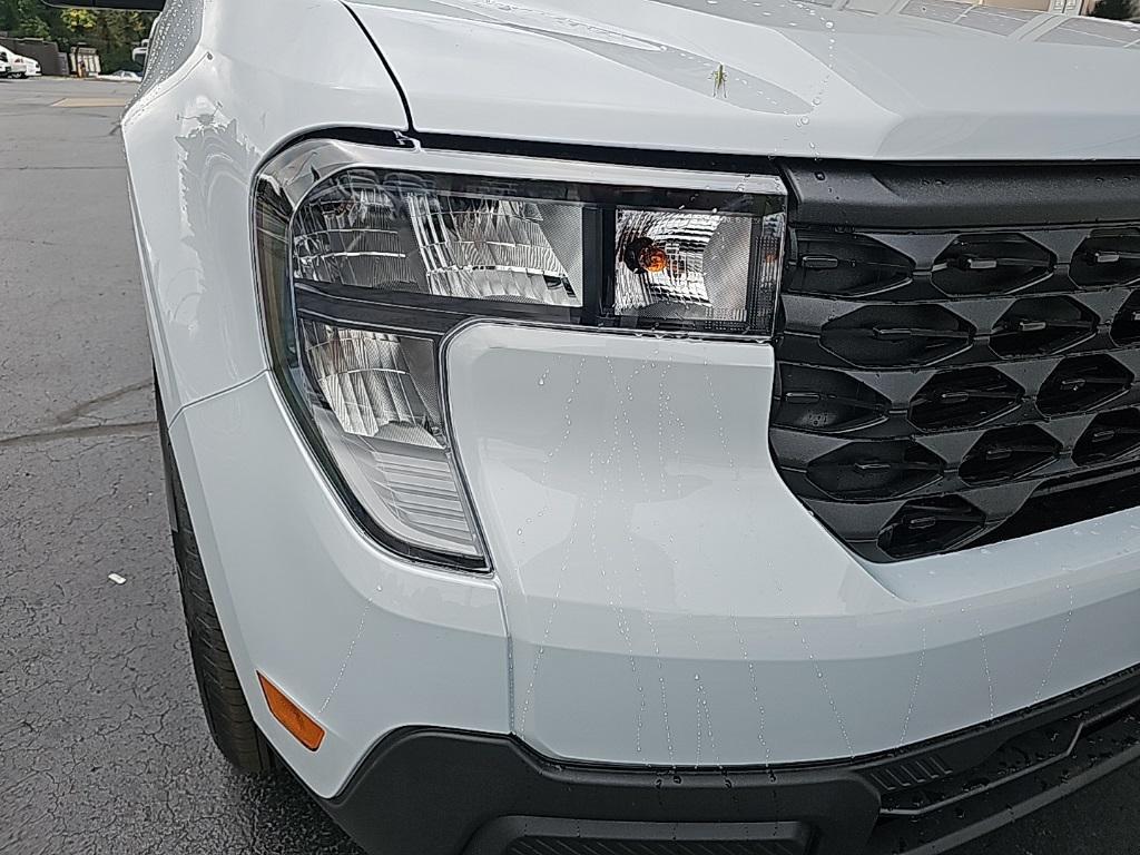 new 2025 Ford Maverick car, priced at $29,422