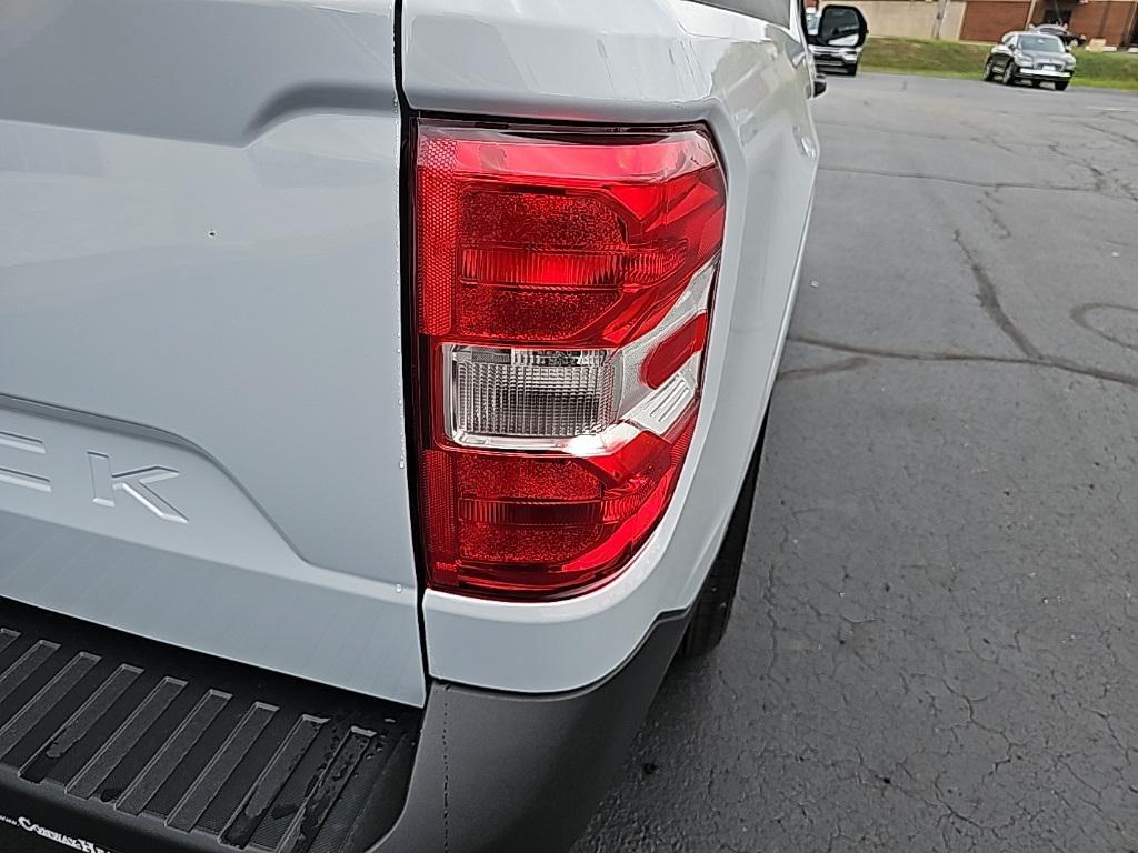 new 2025 Ford Maverick car, priced at $29,422