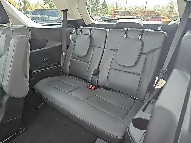 new 2025 Ford Explorer car, priced at $45,871