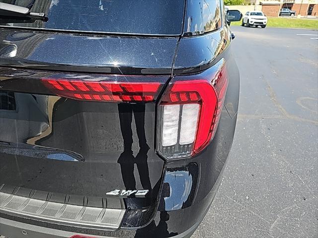 new 2025 Ford Explorer car, priced at $45,871
