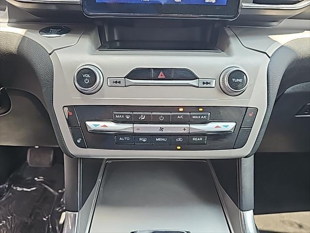 used 2024 Ford Explorer car, priced at $32,998