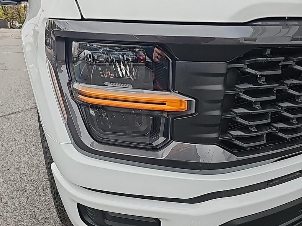 new 2025 Ford F-150 car, priced at $45,595