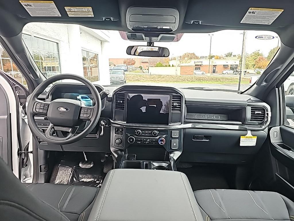 new 2025 Ford F-150 car, priced at $45,595
