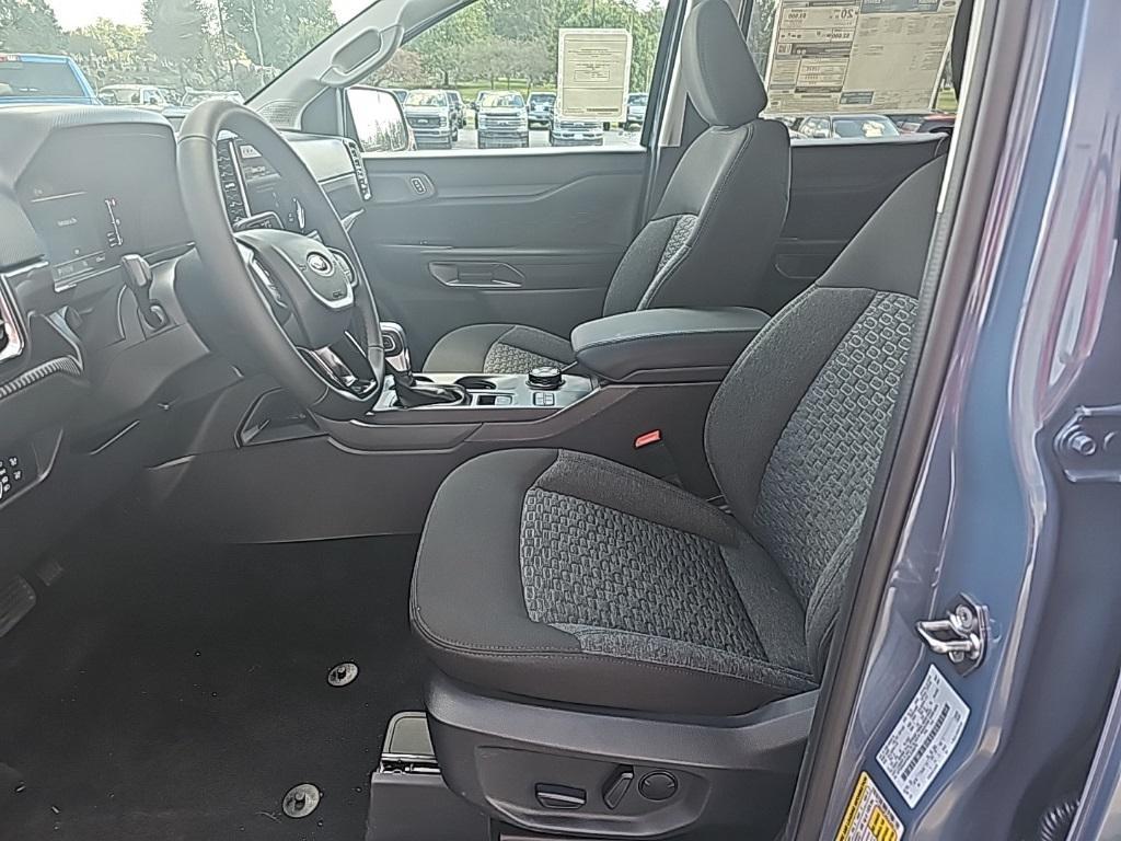 new 2025 Ford Ranger car, priced at $43,958