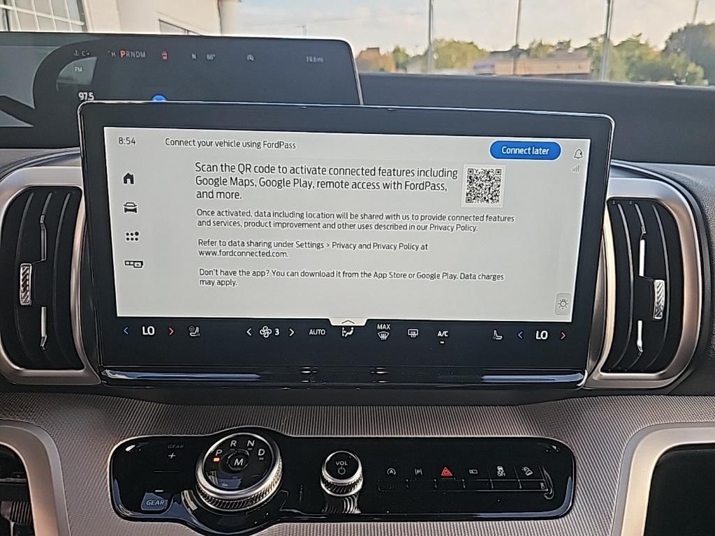 new 2025 Ford Expedition car, priced at $70,144