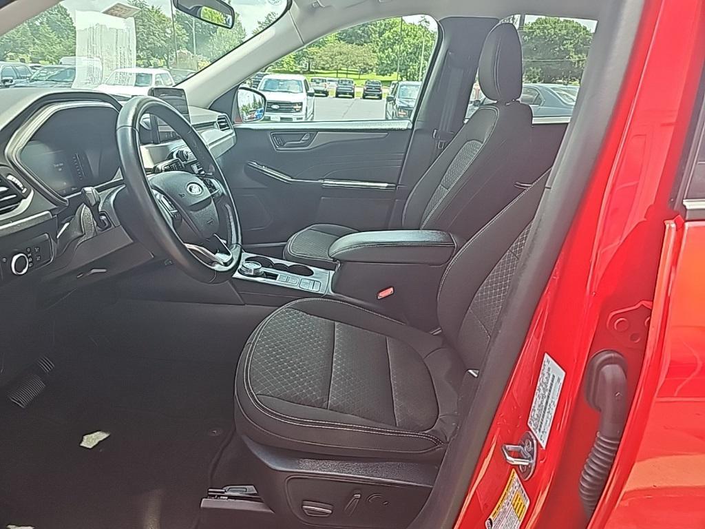 used 2024 Ford Escape car, priced at $21,622