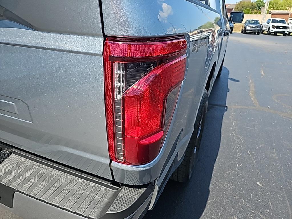 new 2025 Ford F-150 car, priced at $47,092