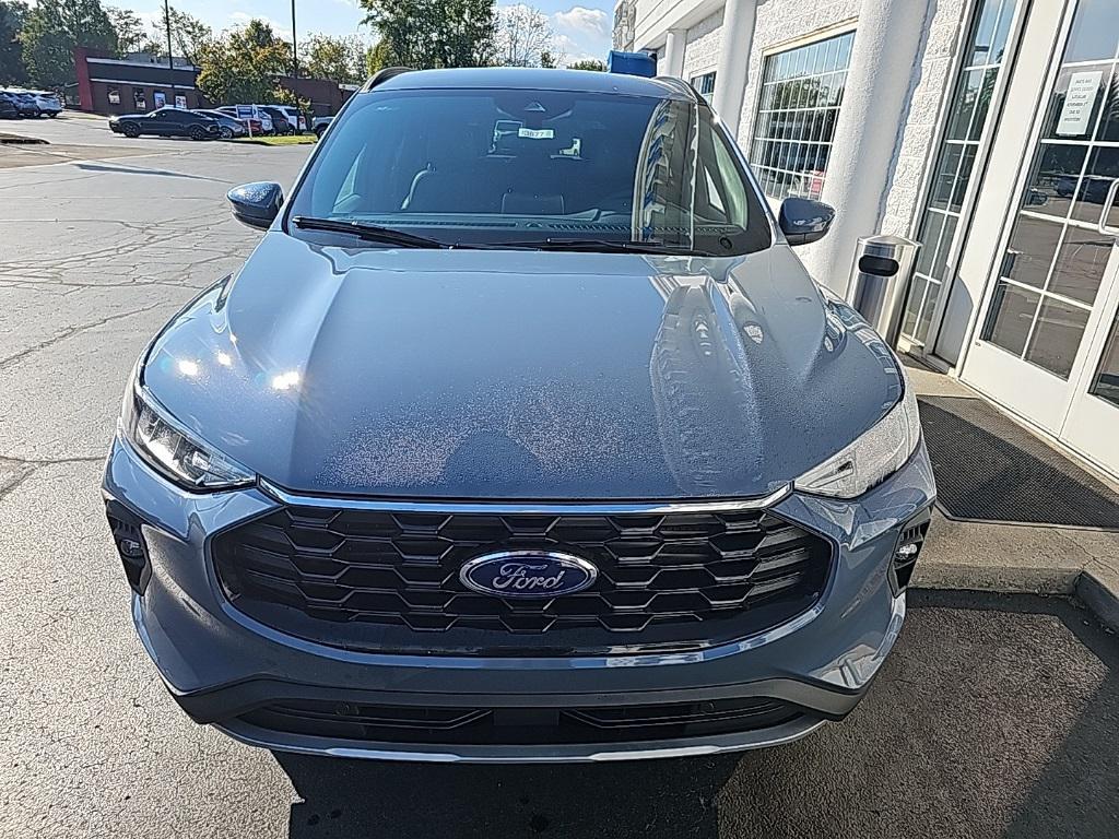 new 2026 Ford Escape car, priced at $31,327