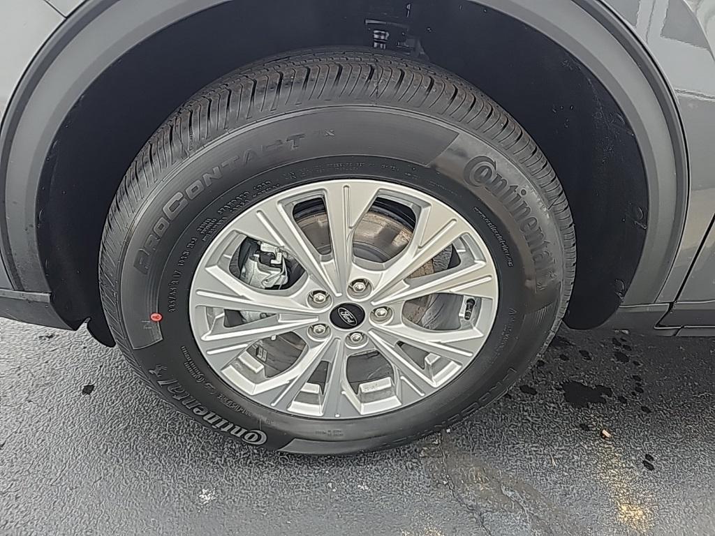 new 2026 Ford Escape car, priced at $30,026