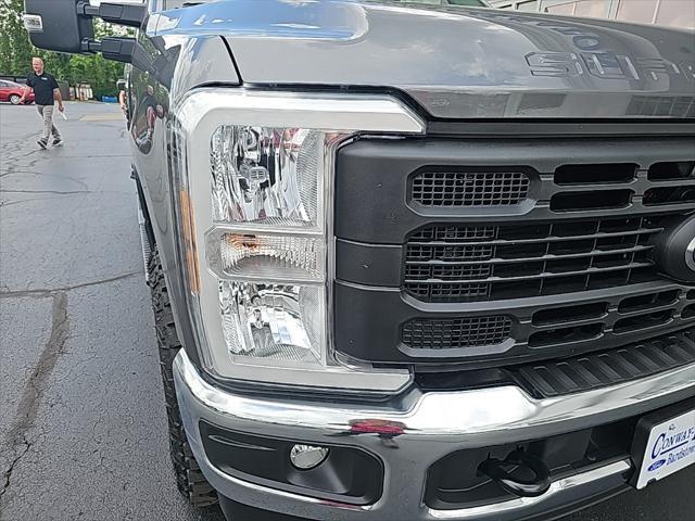 new 2025 Ford F-250 car, priced at $66,520