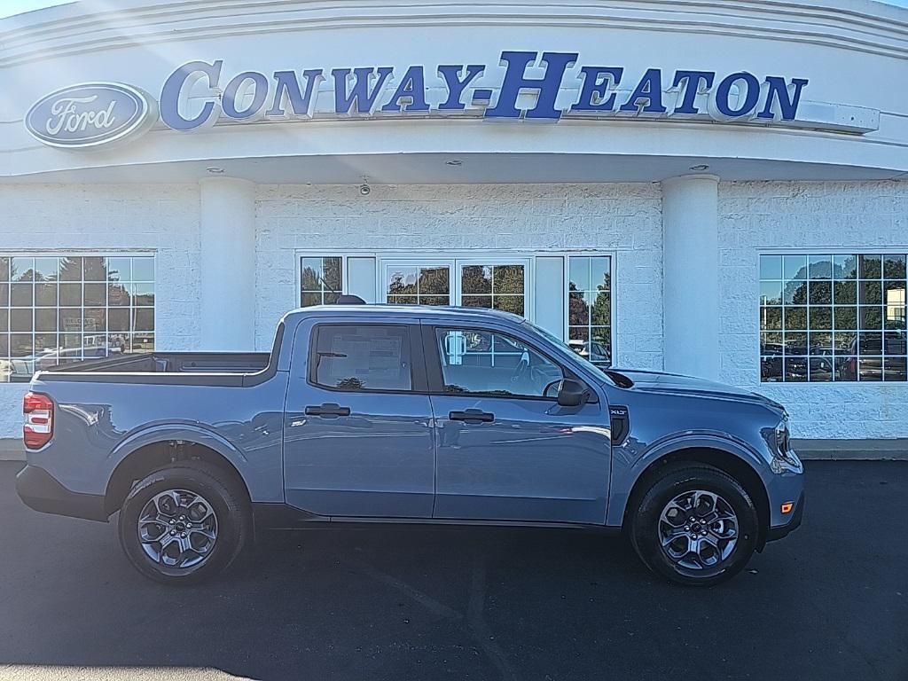 new 2025 Ford Maverick car, priced at $32,485