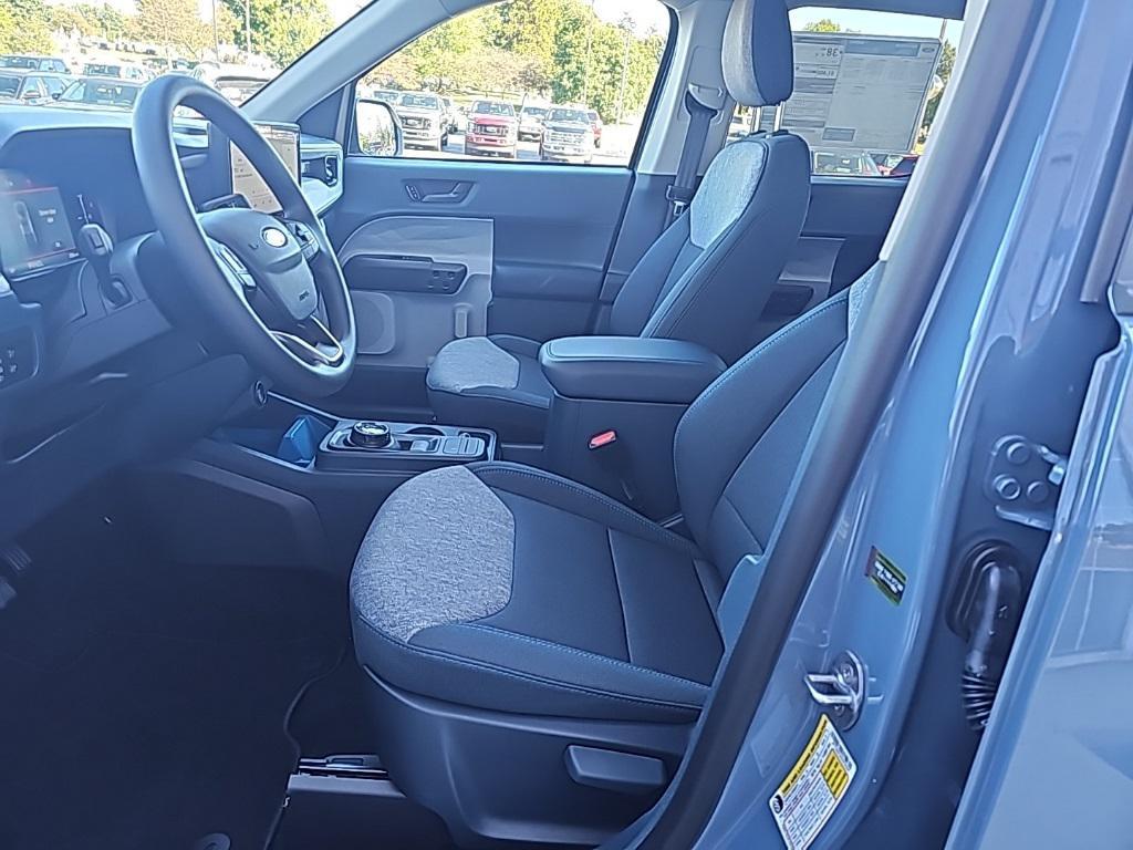 new 2025 Ford Maverick car, priced at $32,485