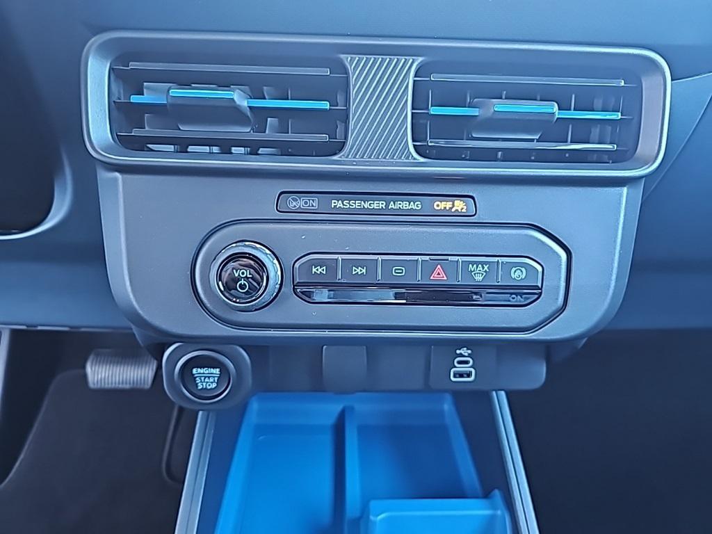 new 2025 Ford Maverick car, priced at $32,485