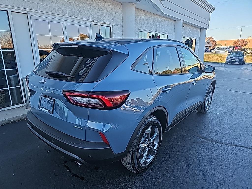 new 2026 Ford Escape car, priced at $30,124