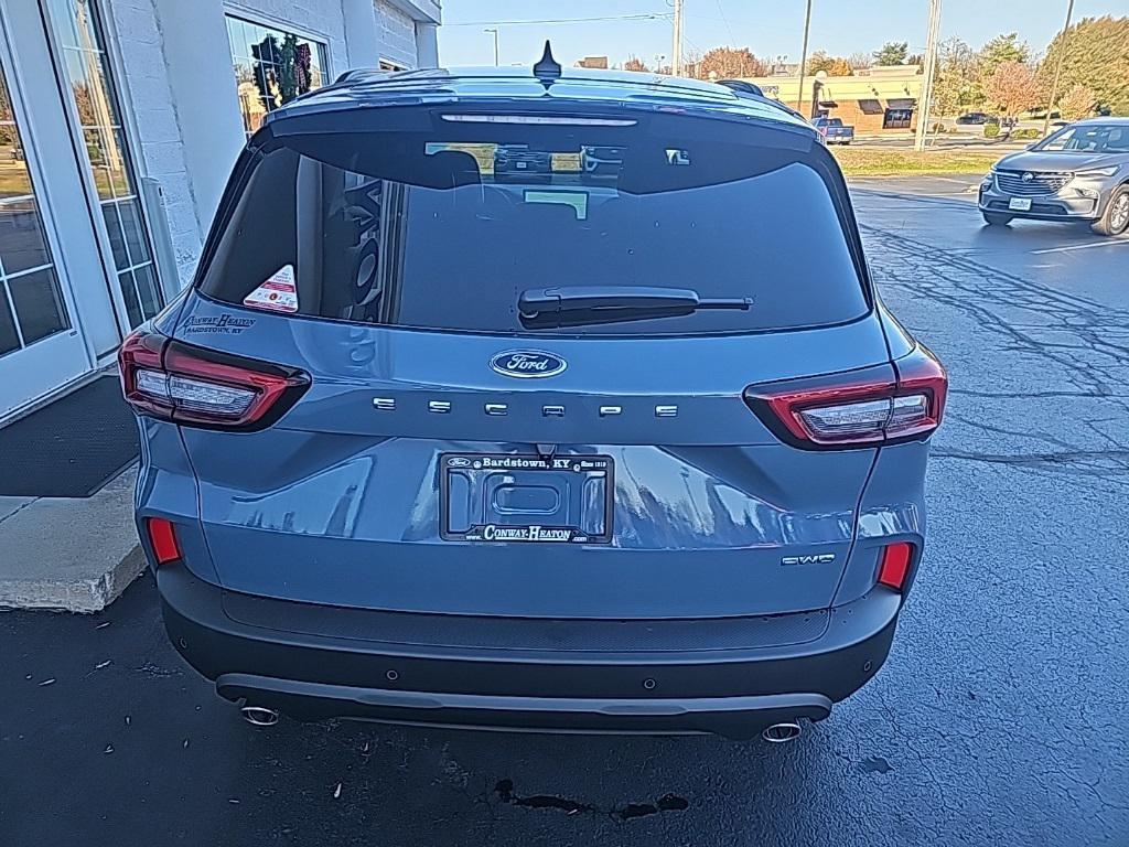 new 2026 Ford Escape car, priced at $30,124