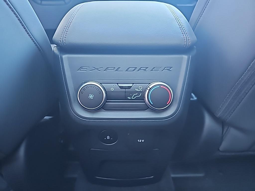 new 2025 Ford Explorer car, priced at $45,269