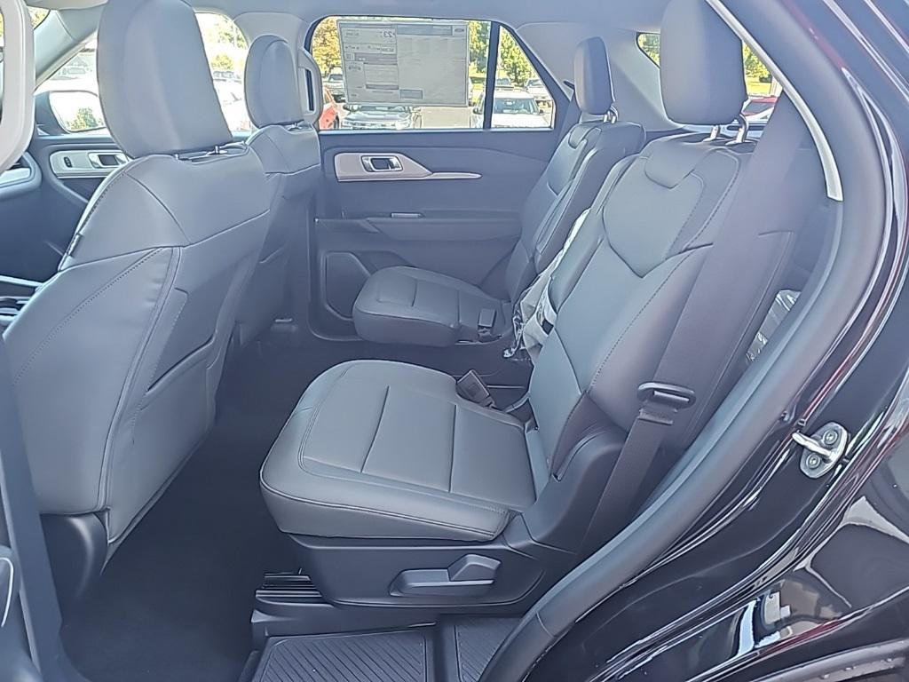 new 2025 Ford Explorer car, priced at $45,269