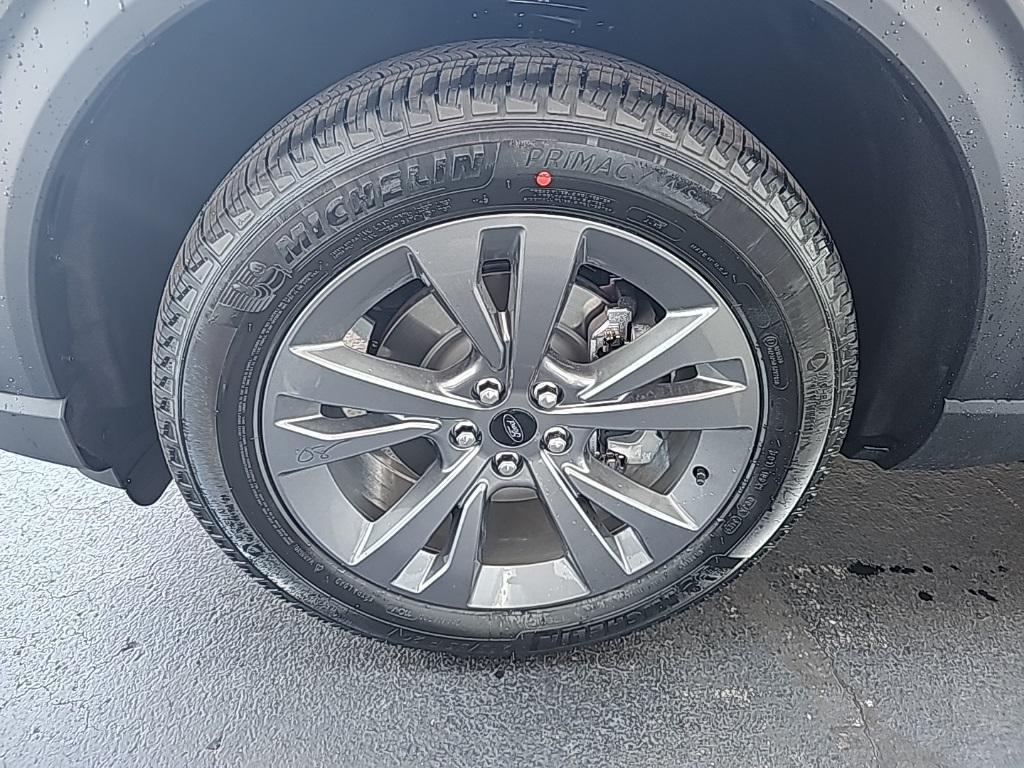 new 2025 Ford Explorer car, priced at $45,269