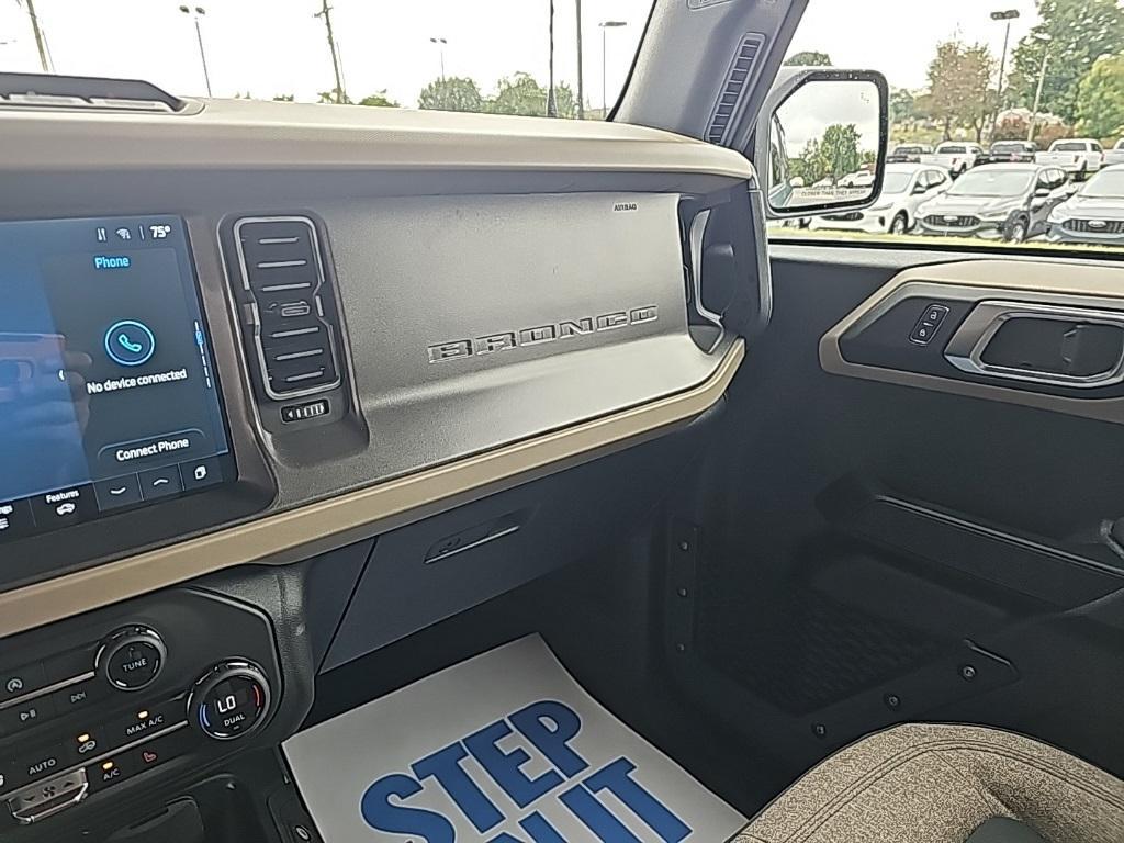 new 2025 Ford Bronco car, priced at $40,468