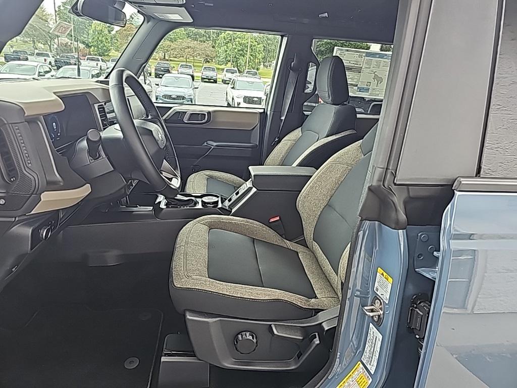 new 2025 Ford Bronco car, priced at $40,468