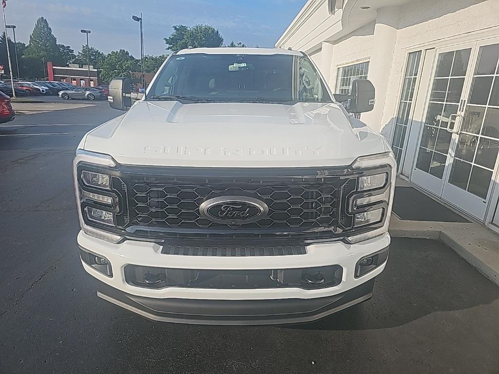 new 2025 Ford F-250 car, priced at $73,908