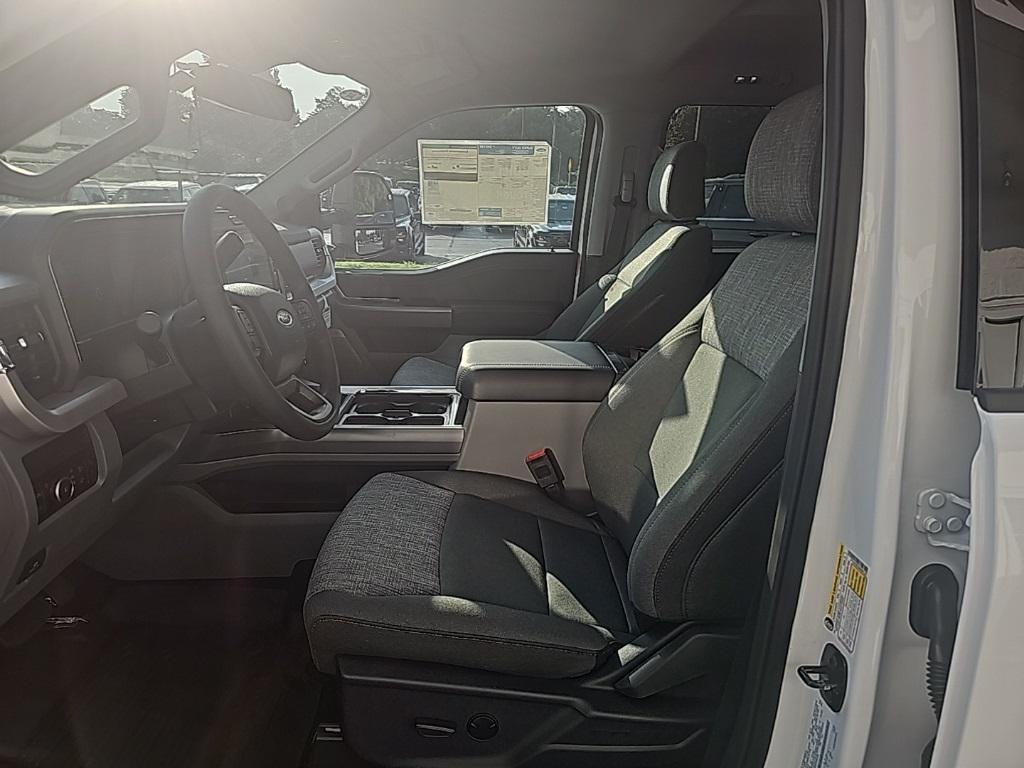 new 2025 Ford F-250 car, priced at $73,908