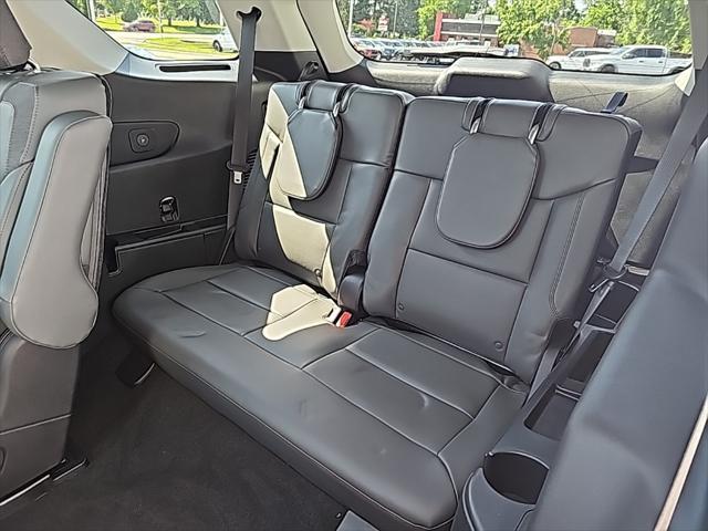 new 2025 Ford Explorer car, priced at $46,116